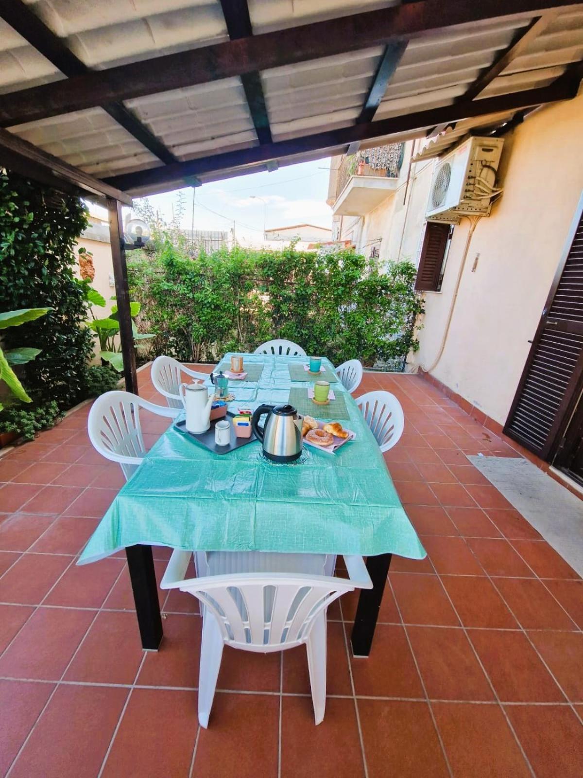 רומא Appartamento Per Chi Ama Prendere Il Caffe In Terrazzo מראה חיצוני תמונה